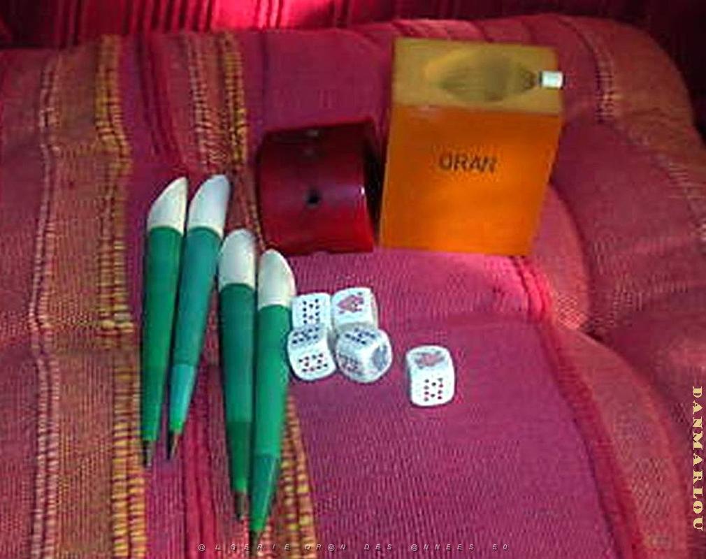 Oran objets Pub 012.jpg